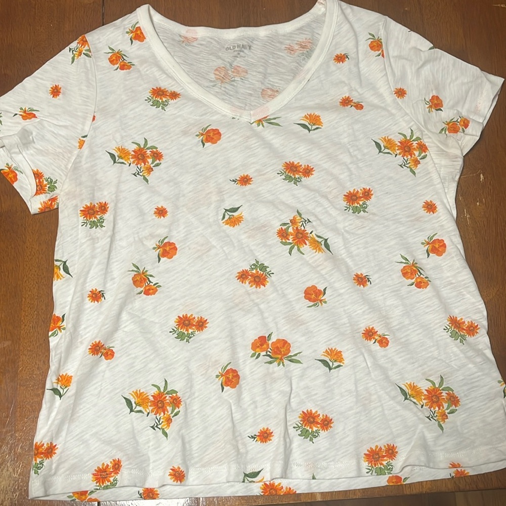White floral Tee